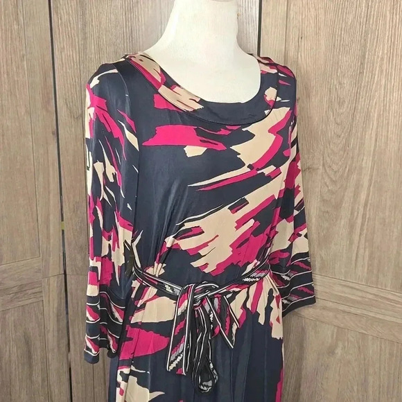 Stylish Women's Multicolor Dress BCBG - Picture 4 of 9